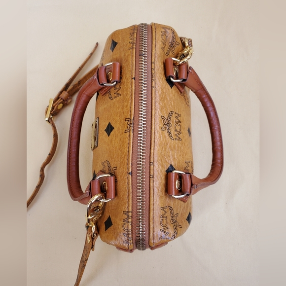 Mini MCM Shoulder Bag - Picture 5 of 16